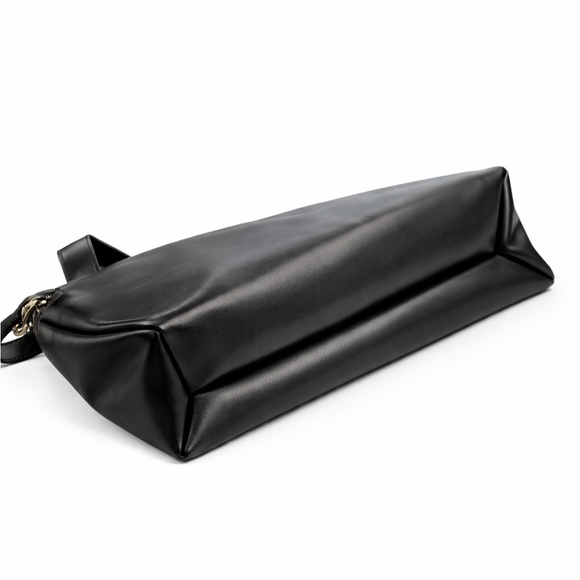 Black Leather Shoulder Bag - Picture 10 of 14